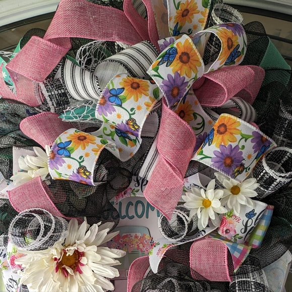 "Welcome Spring" wreath - Picture 10 of 14